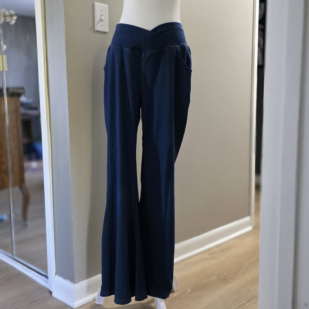 HALARA High Waist Super Flare Jean Sz L